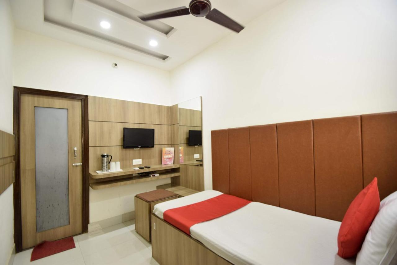 Hotel Atlantic Alwar Exterior foto